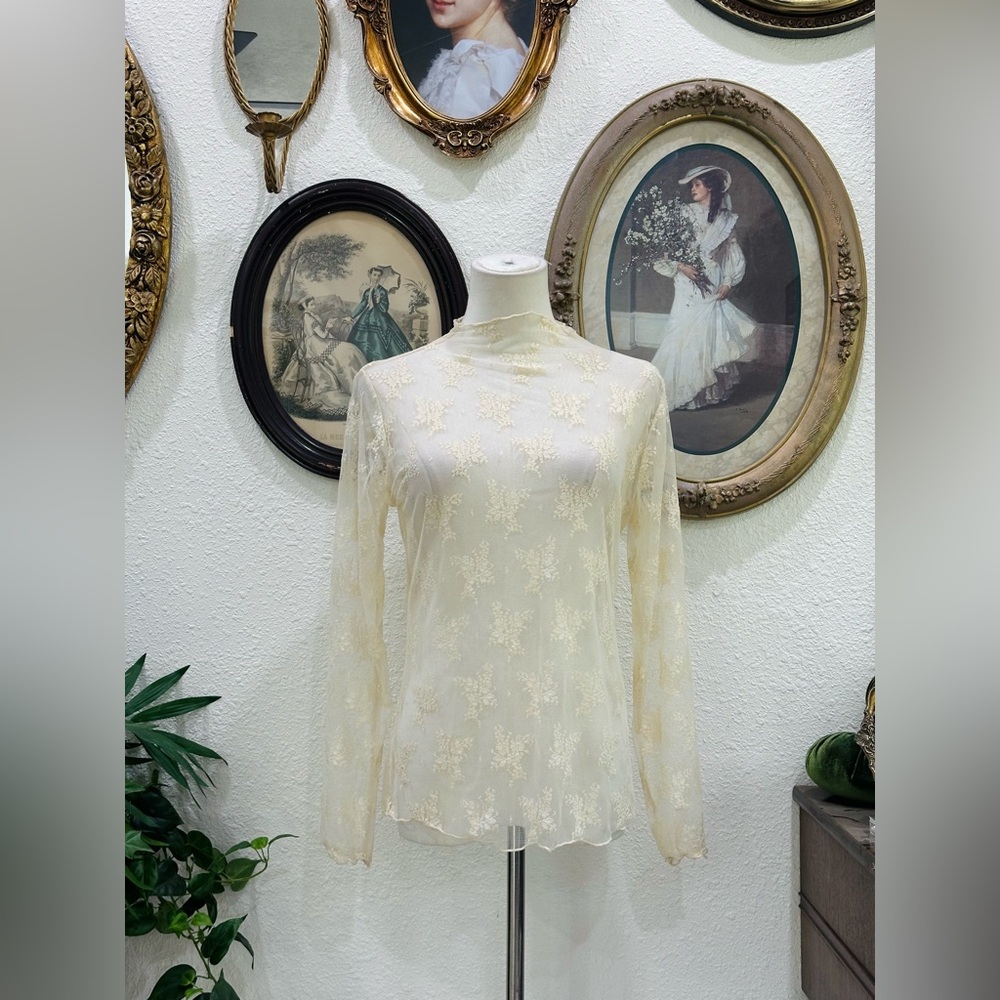 Sheer Lace Mesh Cream Top Floral Embroidered Cottagecore XS-S